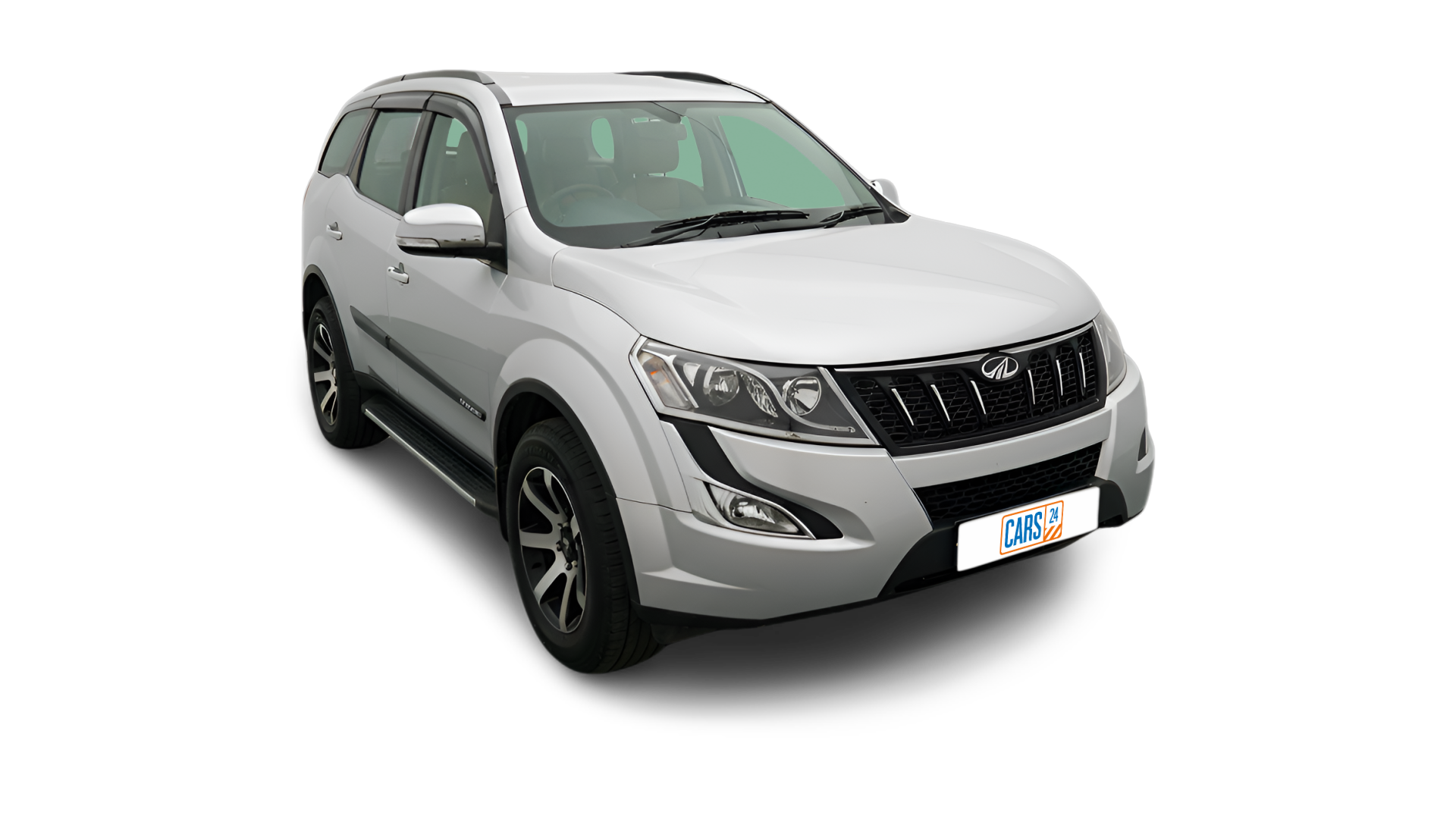 Mahindra XUV500-img